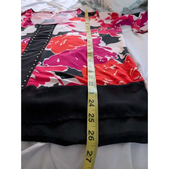 New York Collection Top Womens L Abstract Pink Black Floral Blouse Studded Artsy - Picture 11 of 12